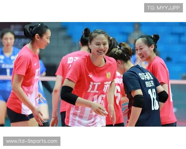 女排首发阵容火力全开：再创辉煌的瞬间即将降临